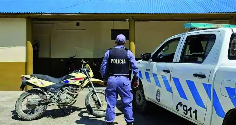 La policía recuperó motocicletas, 
dos sujetos fueron detenidos
