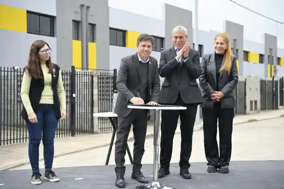 Panorama político: Kicillof tensa con Máximo pero también cooperan; las internas también atraviesan a la oposición