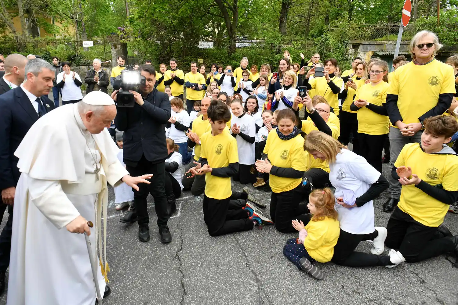 Francisco visitó el Instituto Beato Laszlo Batthyany-Strattmann durante su viaje apostólico en Budapest.