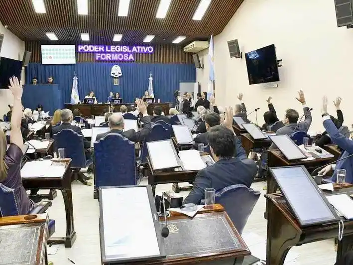 Derechos laborales y régimen financiero: las 
principales modificaciones a la Constitución