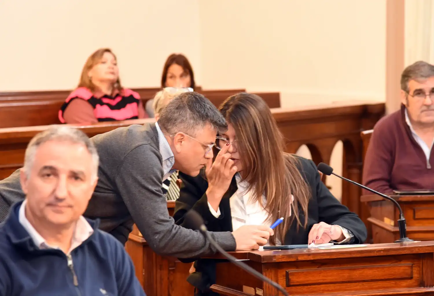 Más denuncias contra el gremialista y una despedida en el Concejo