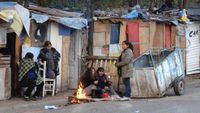 Una familia promedio necesitó ingresos por más de $1.000.000 para no ser pobre en noviembre