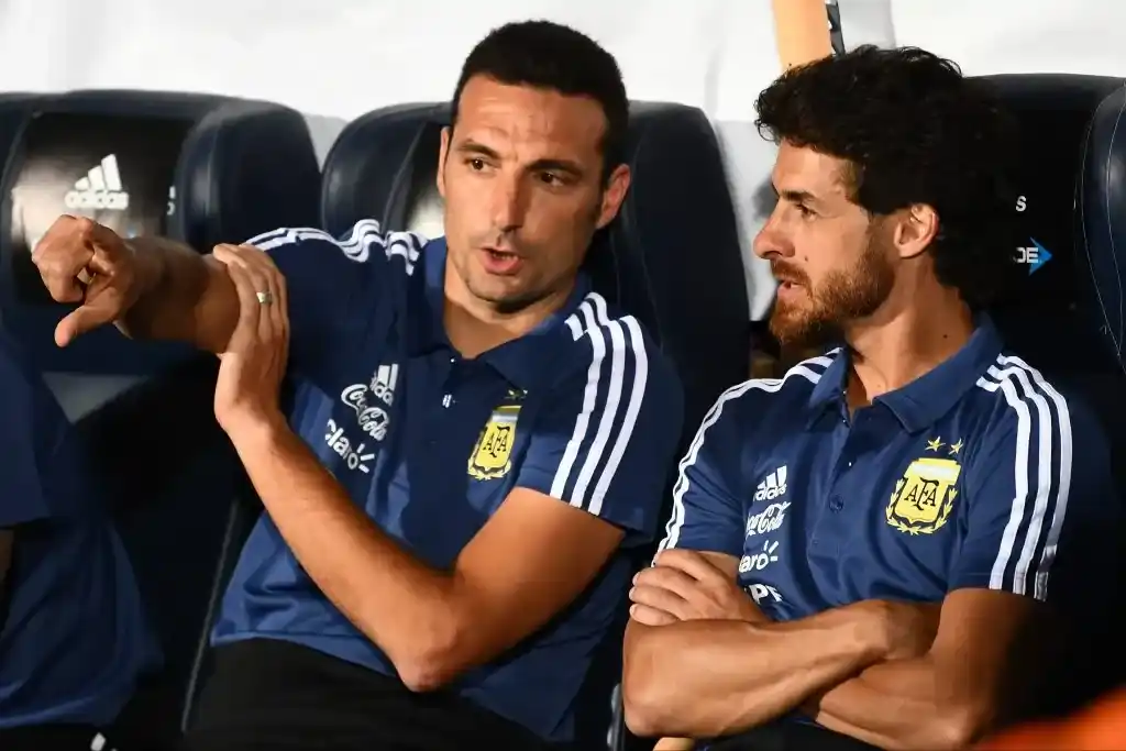 La Conmebol multó a Lionel Scaloni con una fecha de sanción