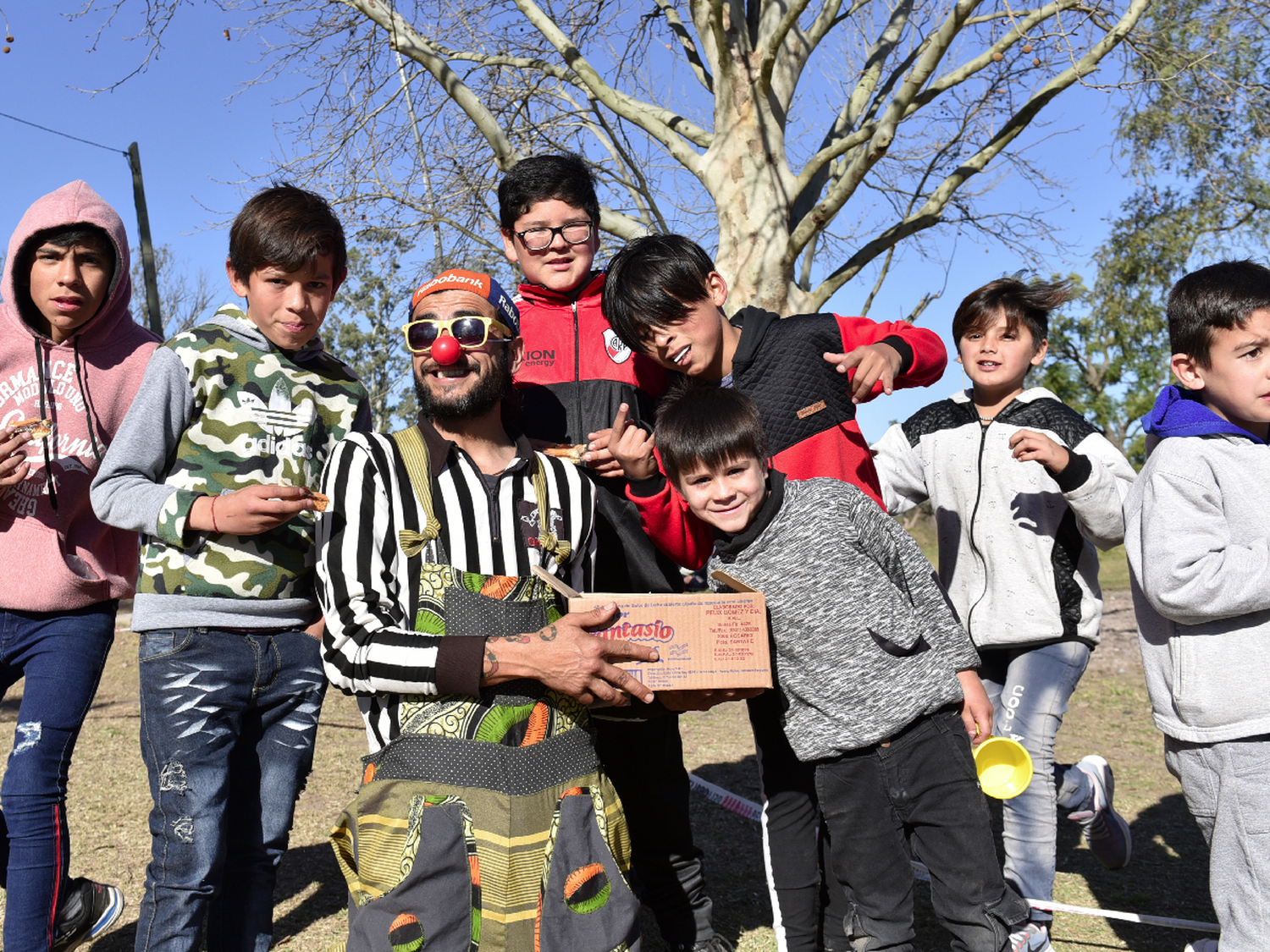 Los niños celebran en el Hípico de la Rural