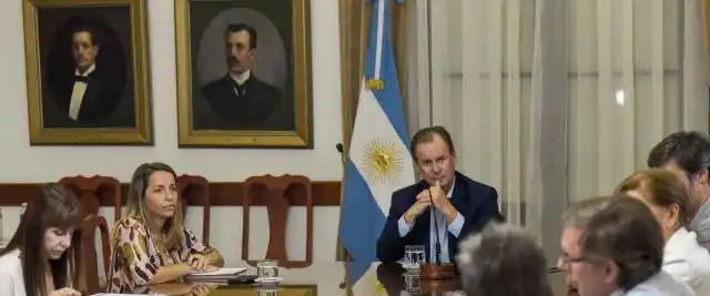 El gobierno trabaja en políticas de acompañamiento a los sectores afectados por la cuarentena