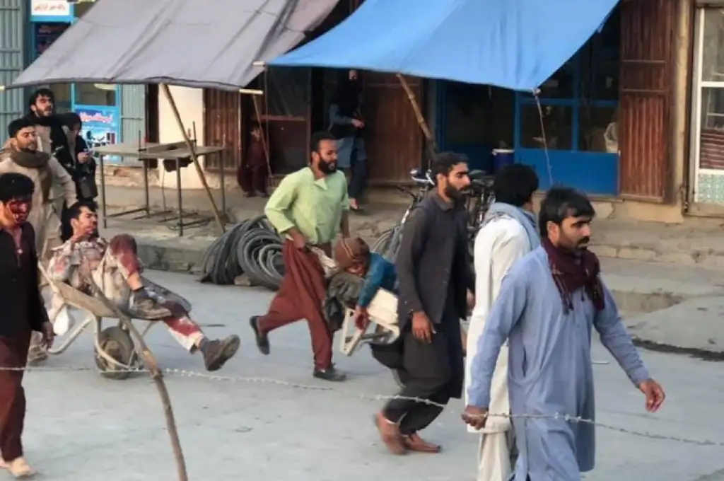 Al menos 11 muertos tras una explosión fuera del aeropuerto Kabul