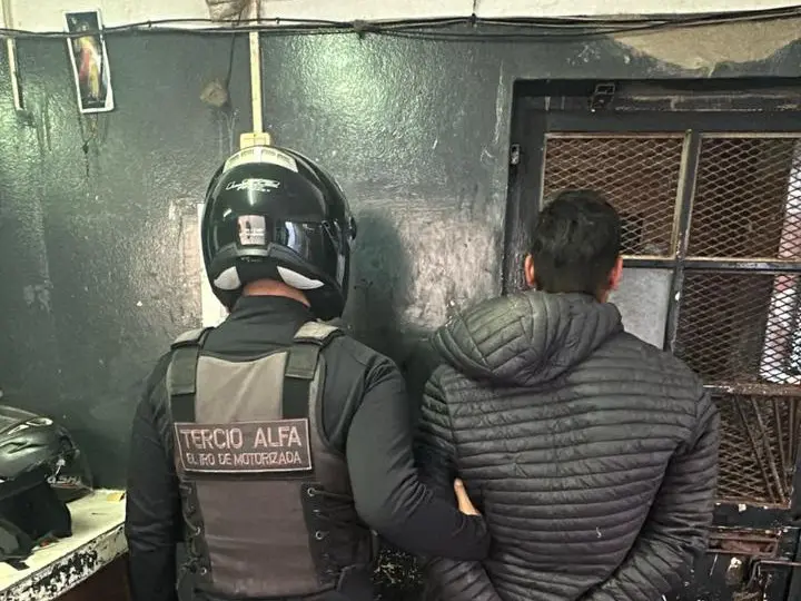 Detuvieron a un hombre en el macrocentro por la muerte de una joven en Villa Banana.