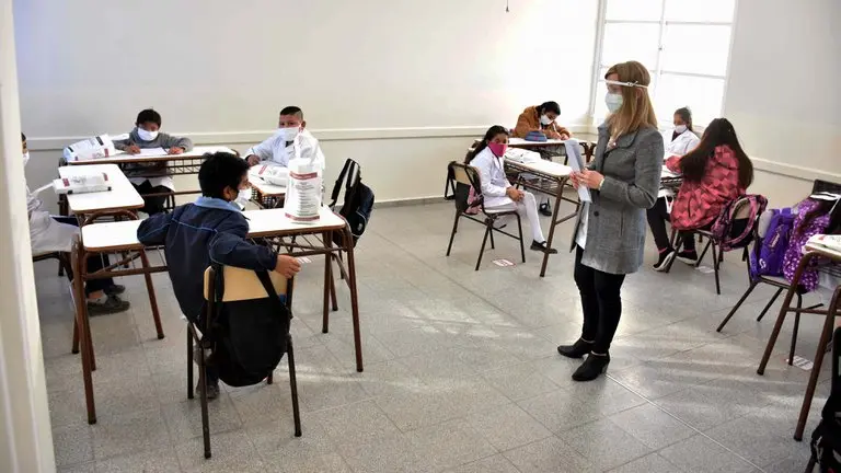 Se multiplican los reclamos para que el Gobierno garantice la apertura de las escuelas