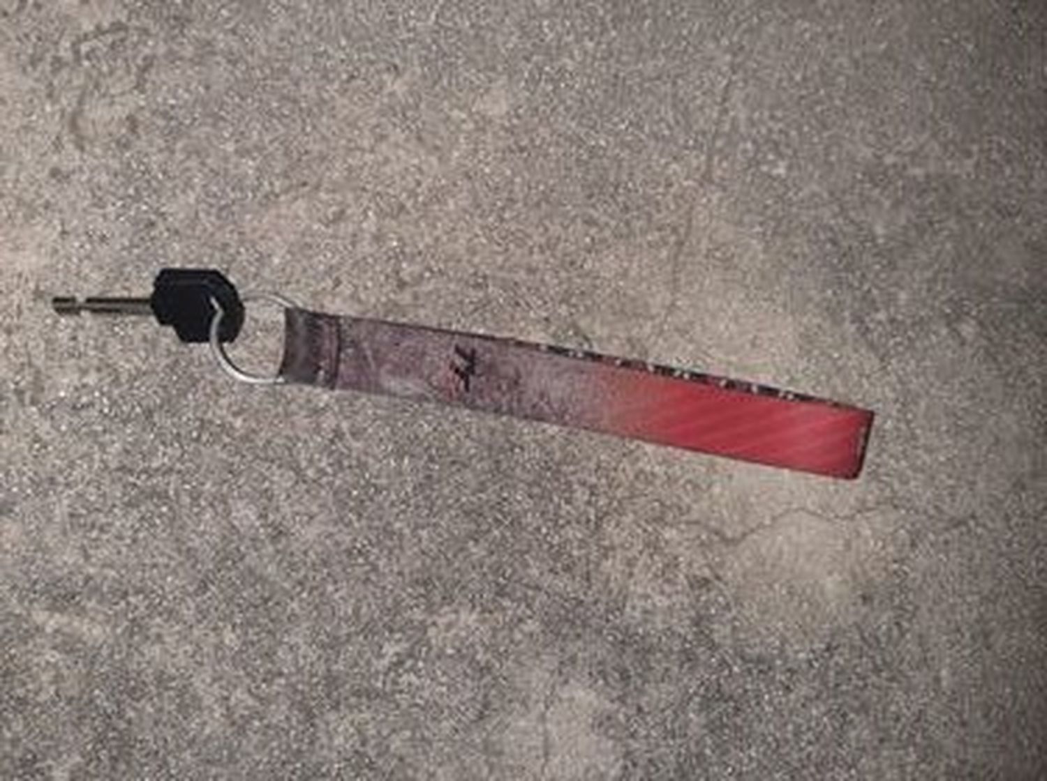 Encontraron llaves en calle Caseros