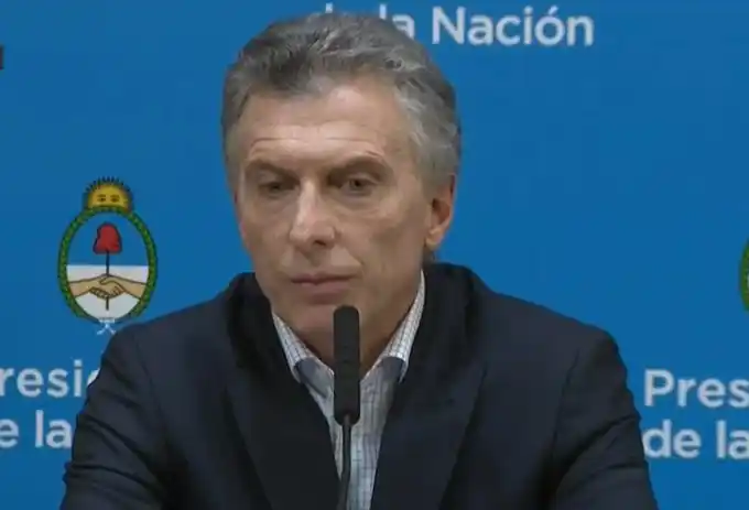 Lunes negro en los mercados tras las PASO: Macri culpó al "kirchnerismo" por "no generar confianza"