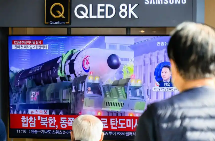 Corea del Norte disparó un misil intercontinental que cayó frente a las costas de Japón