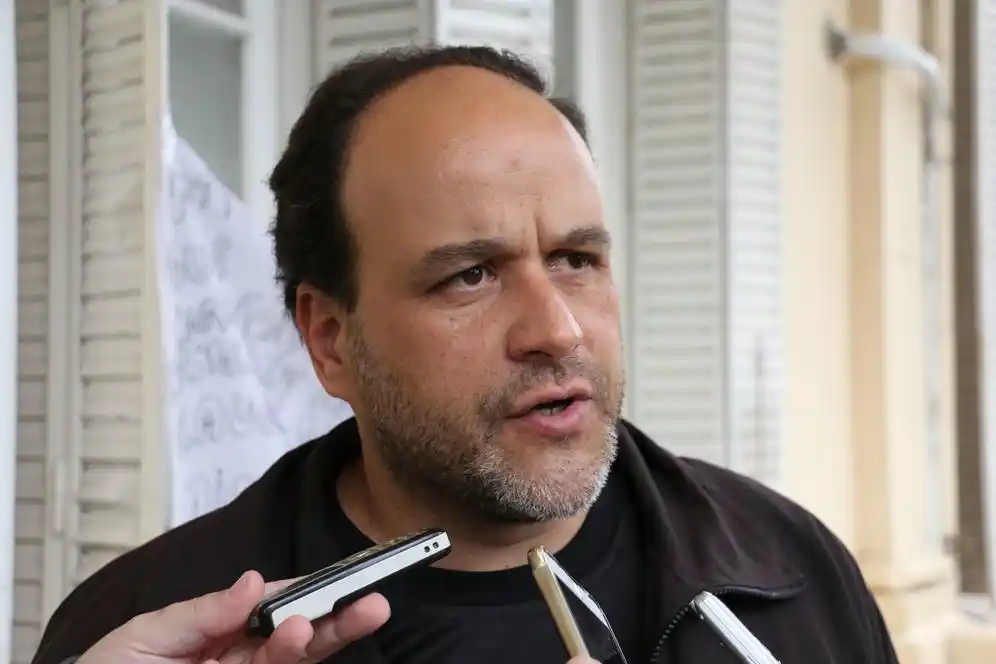 Enfermeros cumplieron con el paro y continúa la protesta