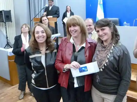 Hicieron entrega de aportes a 226 escuelas rurales de personal único 