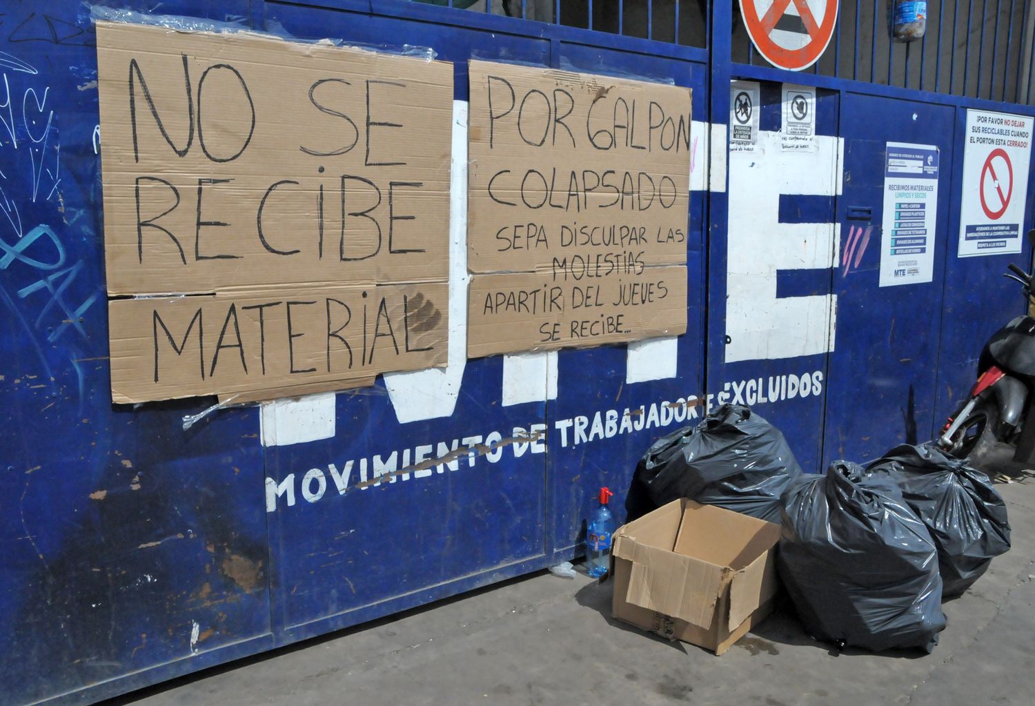 El galpón de la Cooperativa de Recuperadores colapsó y piden a la gente que no deje material