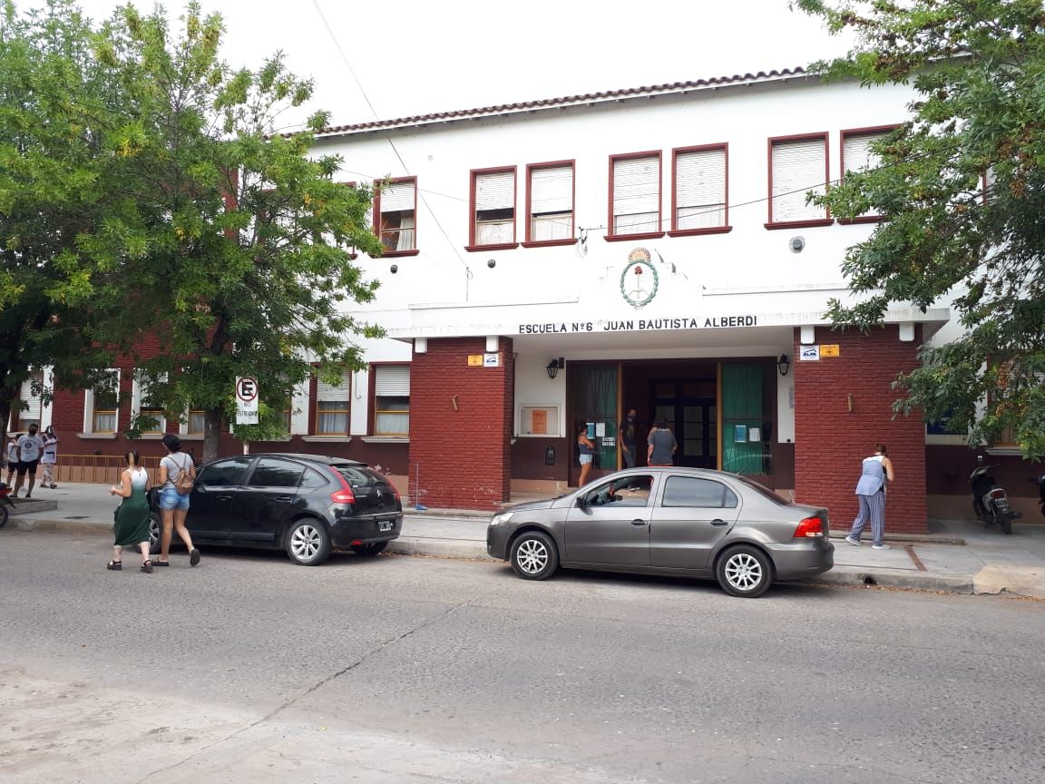 Por falta de agua, varias escuelas suspendieron las clases