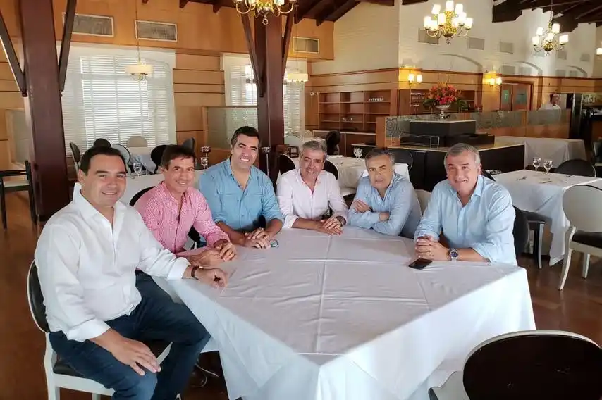 La cúpula de la UCR ratificó su pertenencia a Cambiemos pero lanzó críticas al Presidente Macri