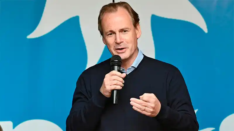 Bordet: "Los argentinos unidos vamos a sacar al país adelante"