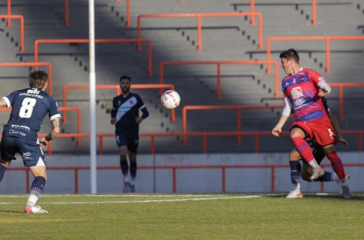 Alvarado y una final anticipada por la permanencia en la Primera Nacional