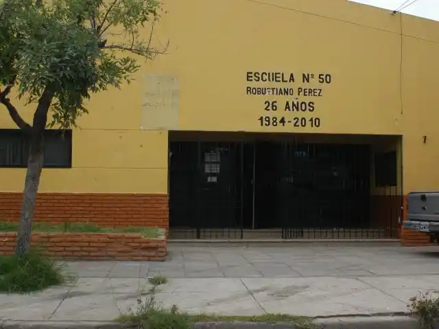 Brutal agresión en Solano: Familiares de una alumna atacaron a 4 docentes