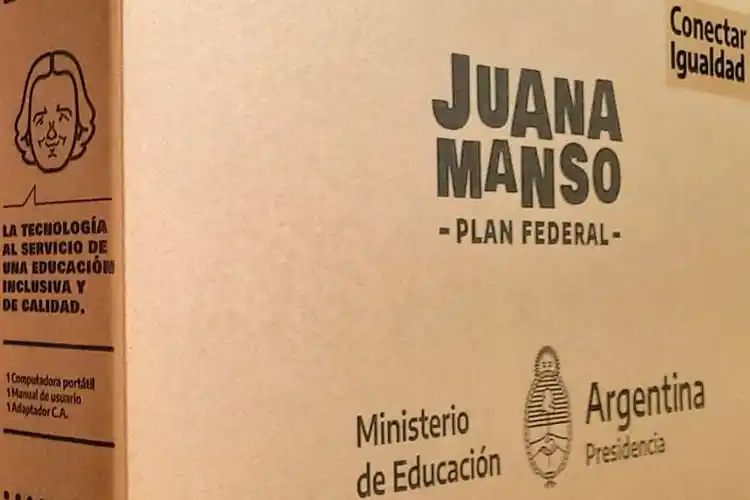 Enojo por publicaciones de venta de netbooks “del gobierno”