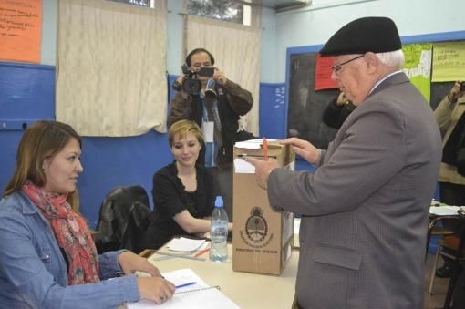 Triunfa Bertone en Tierra del Fuego, pero igual deberá ir a balotaje
