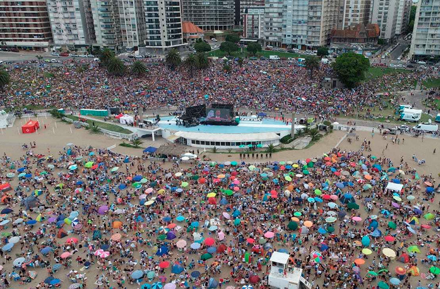 Todo listo para la final de la Copa del Mundo en la zona del Arena Fest