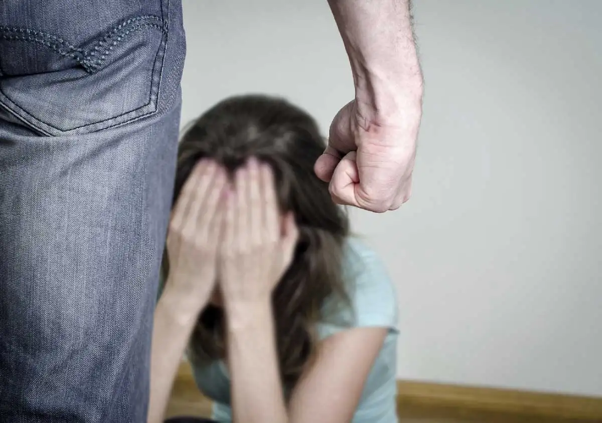 Violencia de género: entregarán becas de vulnerabilidad para mujeres