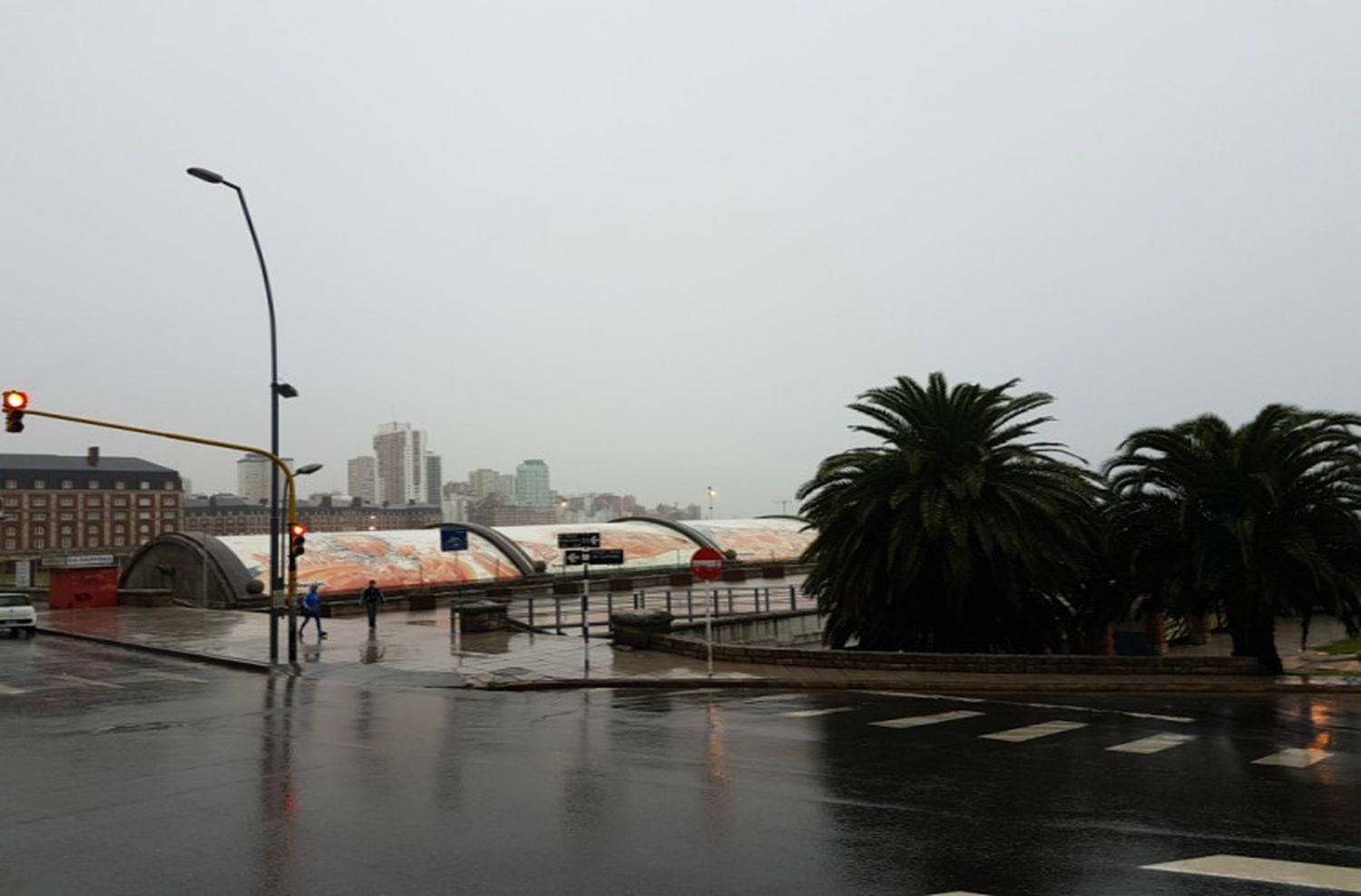 Lluvias y neblinas, protagonistas de otro domingo gris en la ciudad