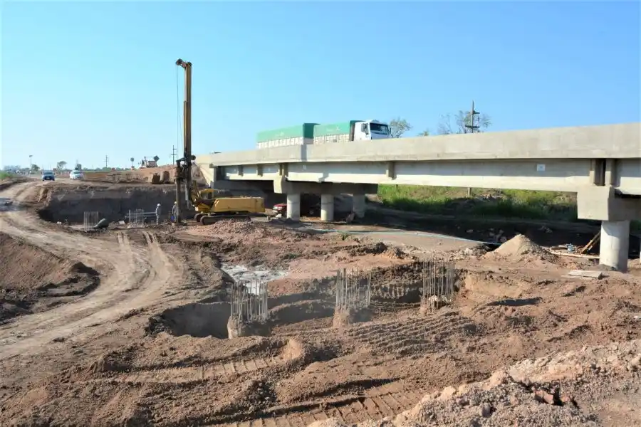 Pilotaje Canal Villa Cululú - Tramo Ataliva - Sunchales