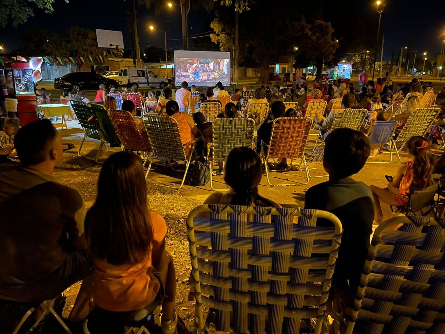 Otra noche mágica de “Cine bajo las estrellas”