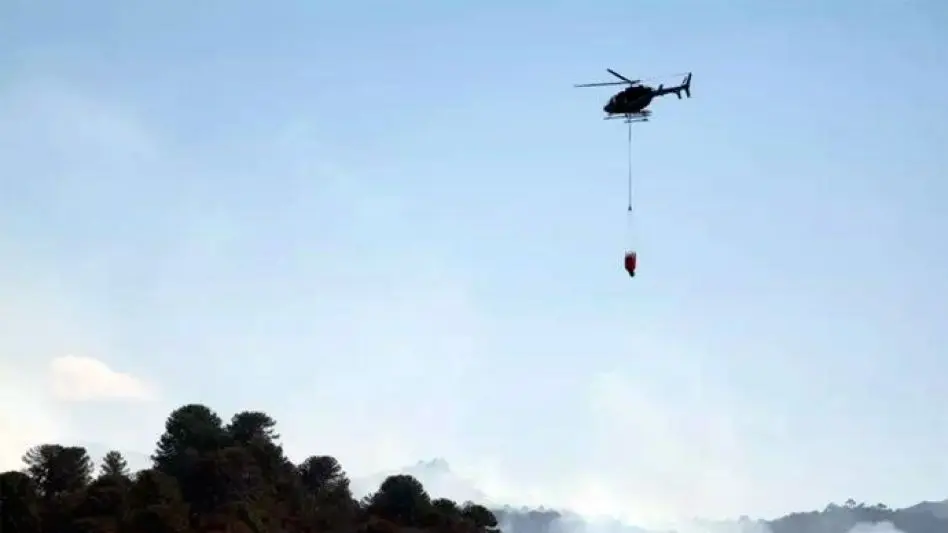 Dos muertos tras la caída de un helicóptero que combatía incendios en la Patagonia