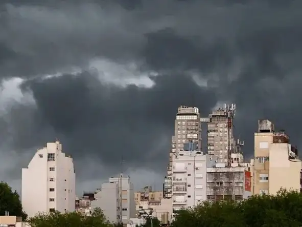 Hay alertas del SMN en Buenos Aires para el domingo 31 de agosto y el lunes 1º de septiembre