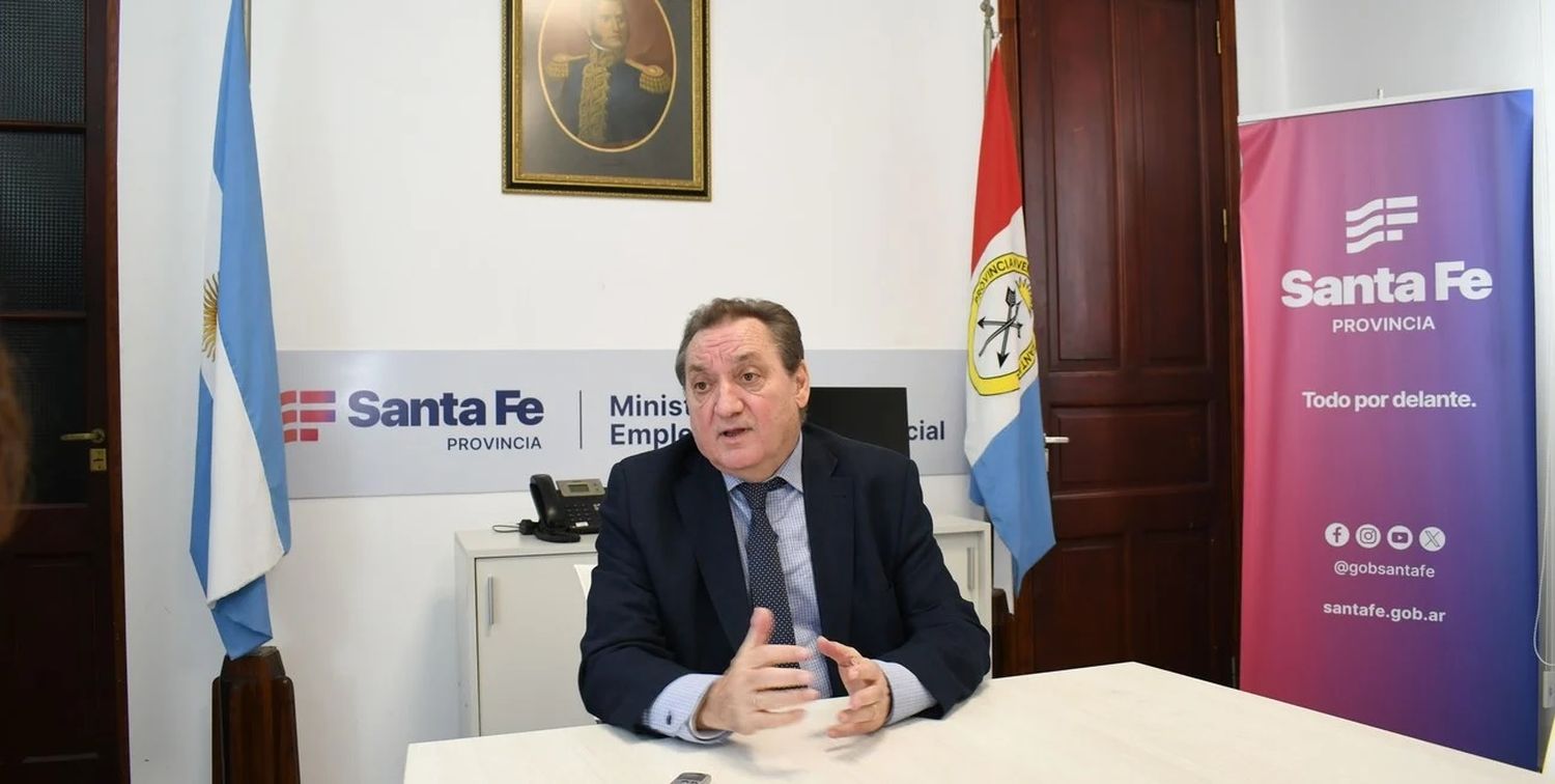 Categórico: "La necesidad de ajuste no puede ir en detrimento de la producción y el trabajo", advierte el secretario de Trabajo de la provincia, Julio Genesini, en línea con el mensaje del gobernador Maximiliano Pullaro. Crédito: Flavio Raina