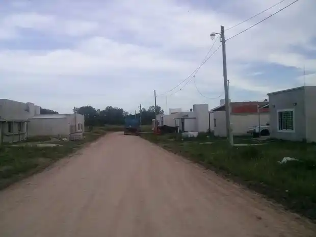 Le entraron a la casa, tomaron helado y se llevaron la alcancía del hijo
