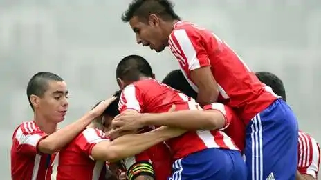 Paraguay goleó a Bolivia y mató la esperanza argentina