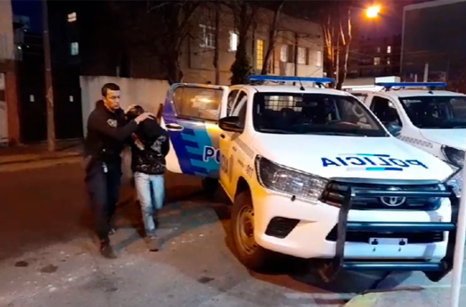 Pareja utilizaba bolso con aluminio para poder robar en un reconocido shopping