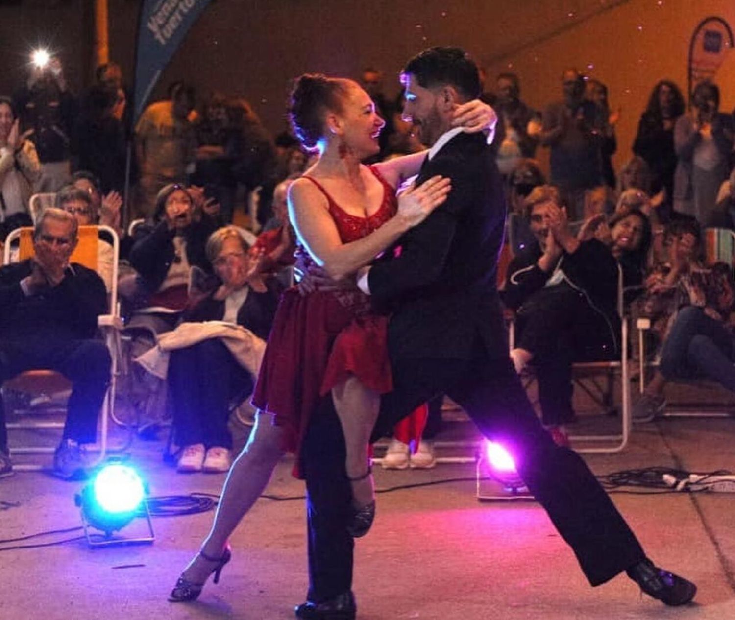 Especial tango de “Nuestros Patios Susurran” en el Parque Español