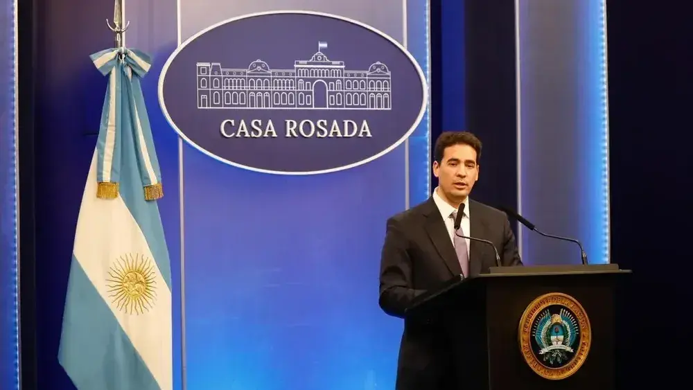 El vocero presidencial Adrián Ravier.