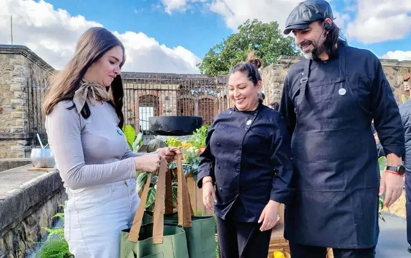 El icónico castillo San Carlos, un escenario mágico para la gastronomía