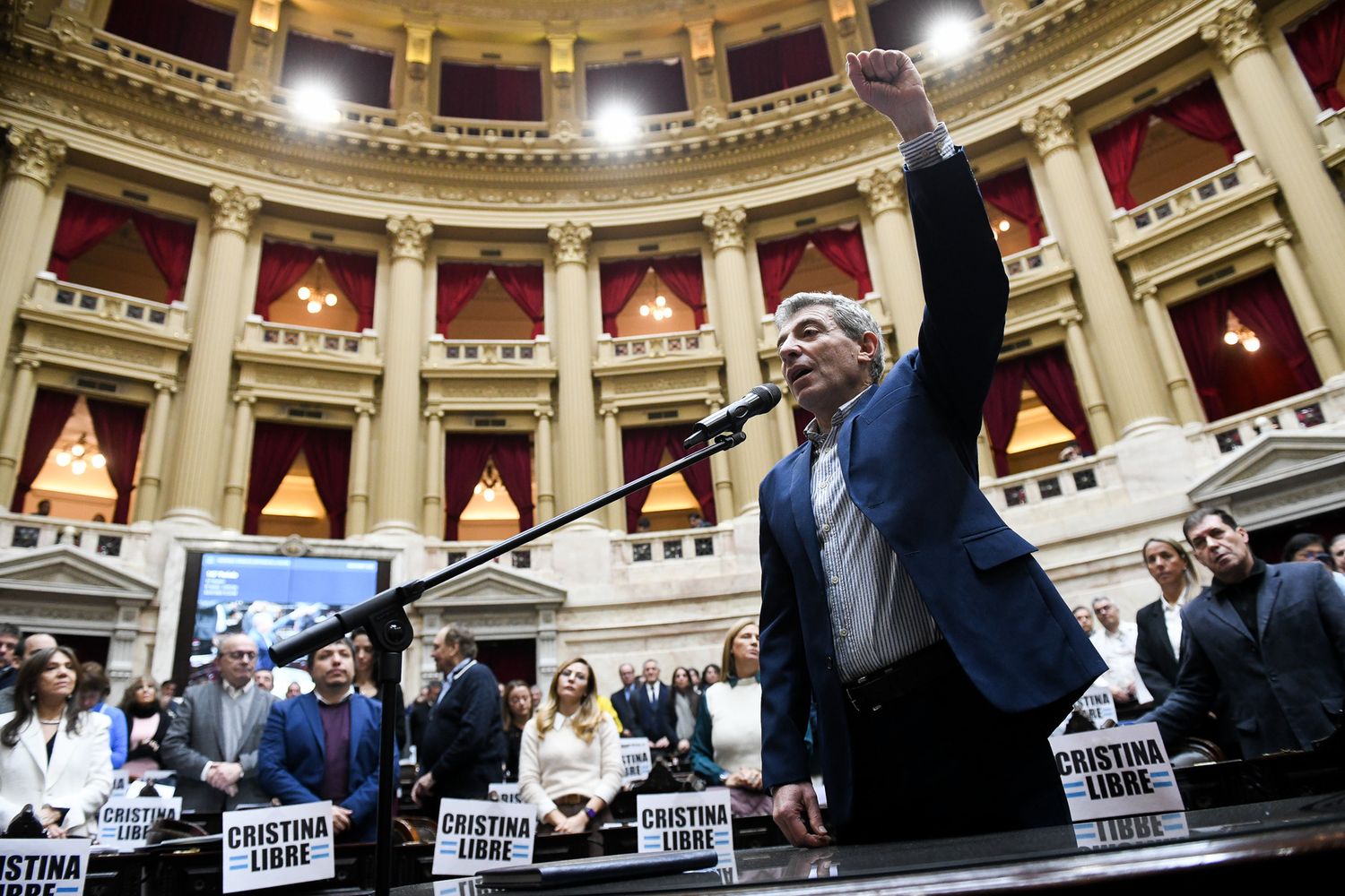 Frente de Izquierda rotó las bancas en Diputados: Asumió Giordano por Del Caño