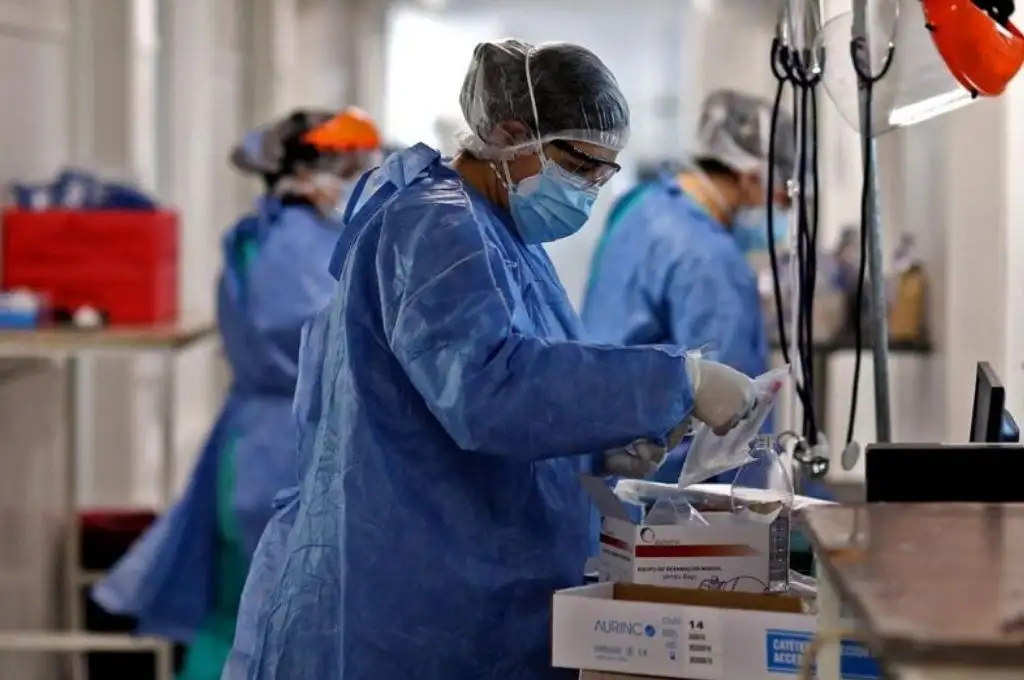 Argentina reportó 8.160 nuevos contagios y 229 muertes por covid