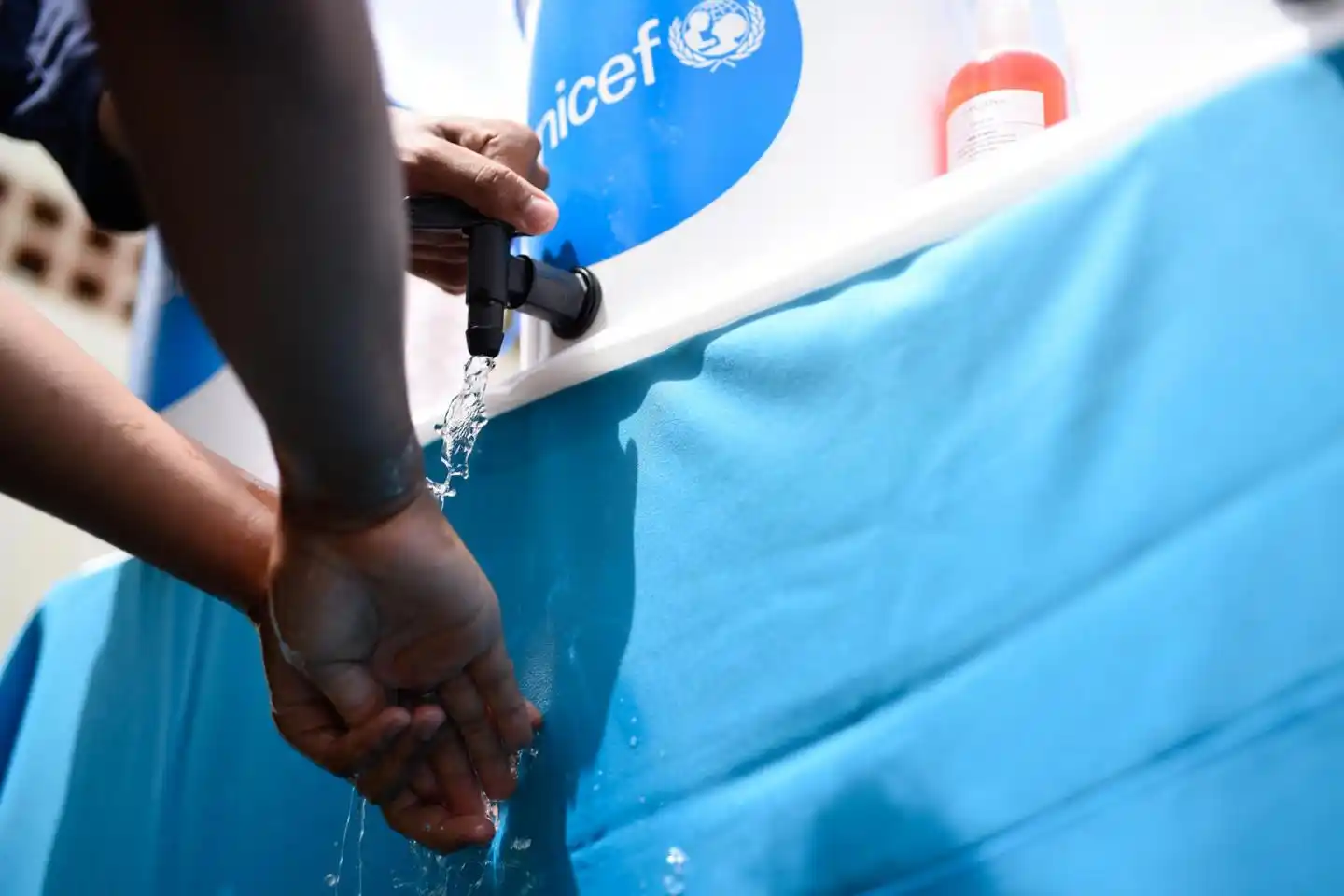 Unicef instala potabilizadora de agua para 1.950 familias venezolanas