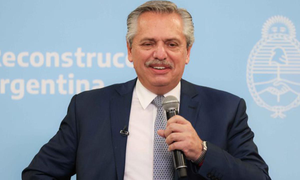 Alberto Fernández: "La falta de gasoil no se arregla con un paro"