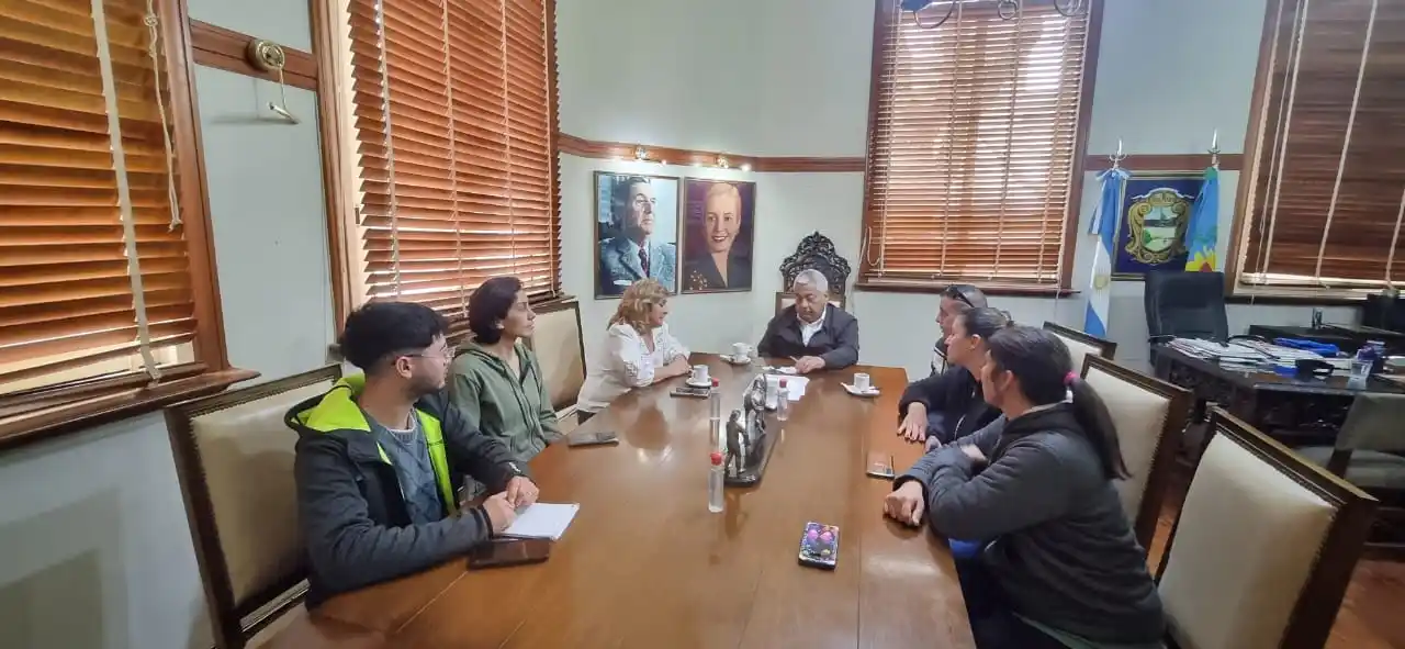 Bajo Puerto: los vecinos anunciaron que Salazar pedirá la expropiación de los terrenos de Arcor