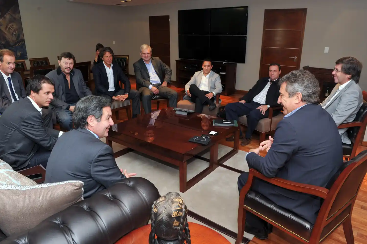 Urribarri ultima detalles del viaje a Japón con productores 