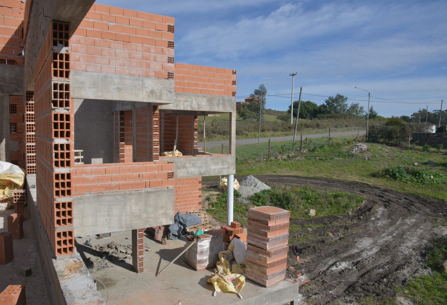 En medio de los efectos de la pandemia, la construcción apunta hacia una mejoría