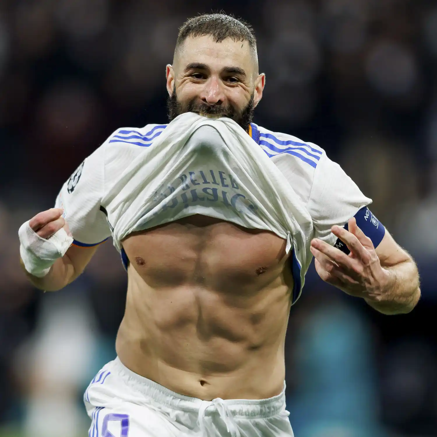 Benzema, de descomunal actuación.