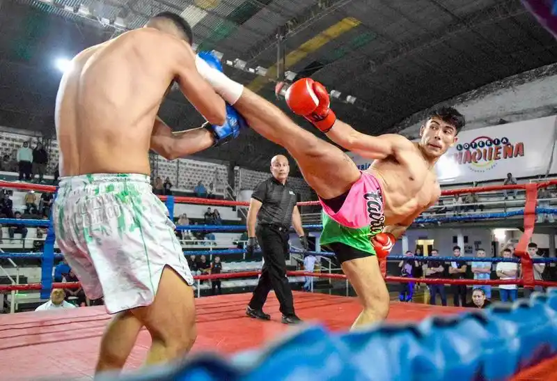 El formoseño Enzo Vicente es
campeón argentino profesional