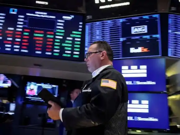 Bonos argentinos en alza y fuerte baja del riesgo país