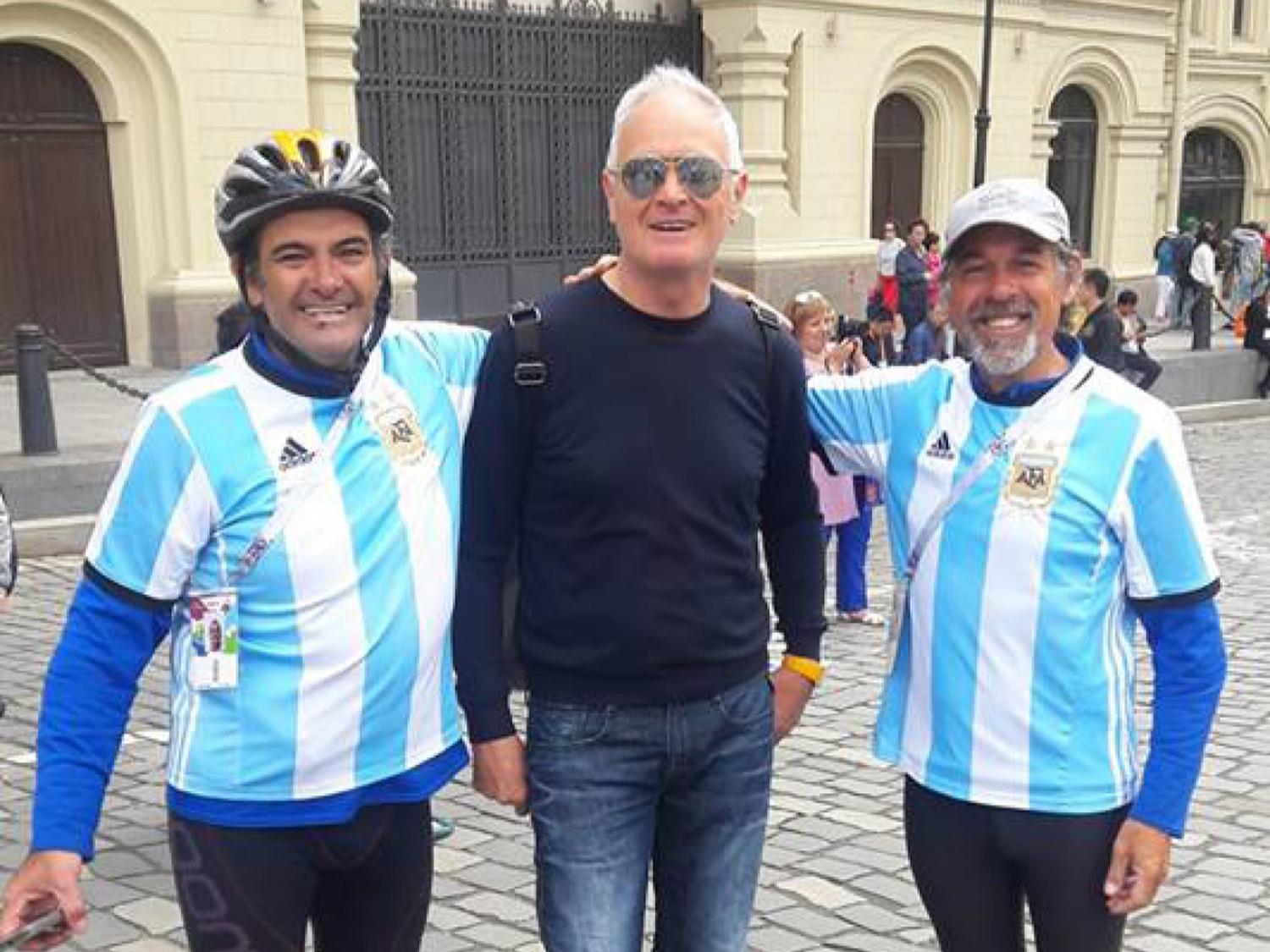 Aldo Serena, de paseo por Rusia, junto a LA VOZ